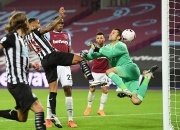 开云官网-欧洲联赛迎来紧张关键战役精彩纷呈