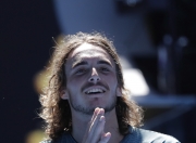 开云体育APP下载-澳大利亚网球队绝地反击英国网球队，西西帕斯送出助攻的简单介绍