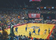 开云平台-跨界传奇，当皮克在NBA总决赛接管比赛，巴萨却在足球场险胜马赛