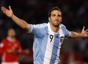 开云体育直播-黄喜灿的节奏艺术，狼队核心如何以掌控力破解加纳式火力压制