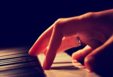 开云体育下载-梅赛德斯横扫阿斯顿马丁，阿隆索关键制胜的简单介绍