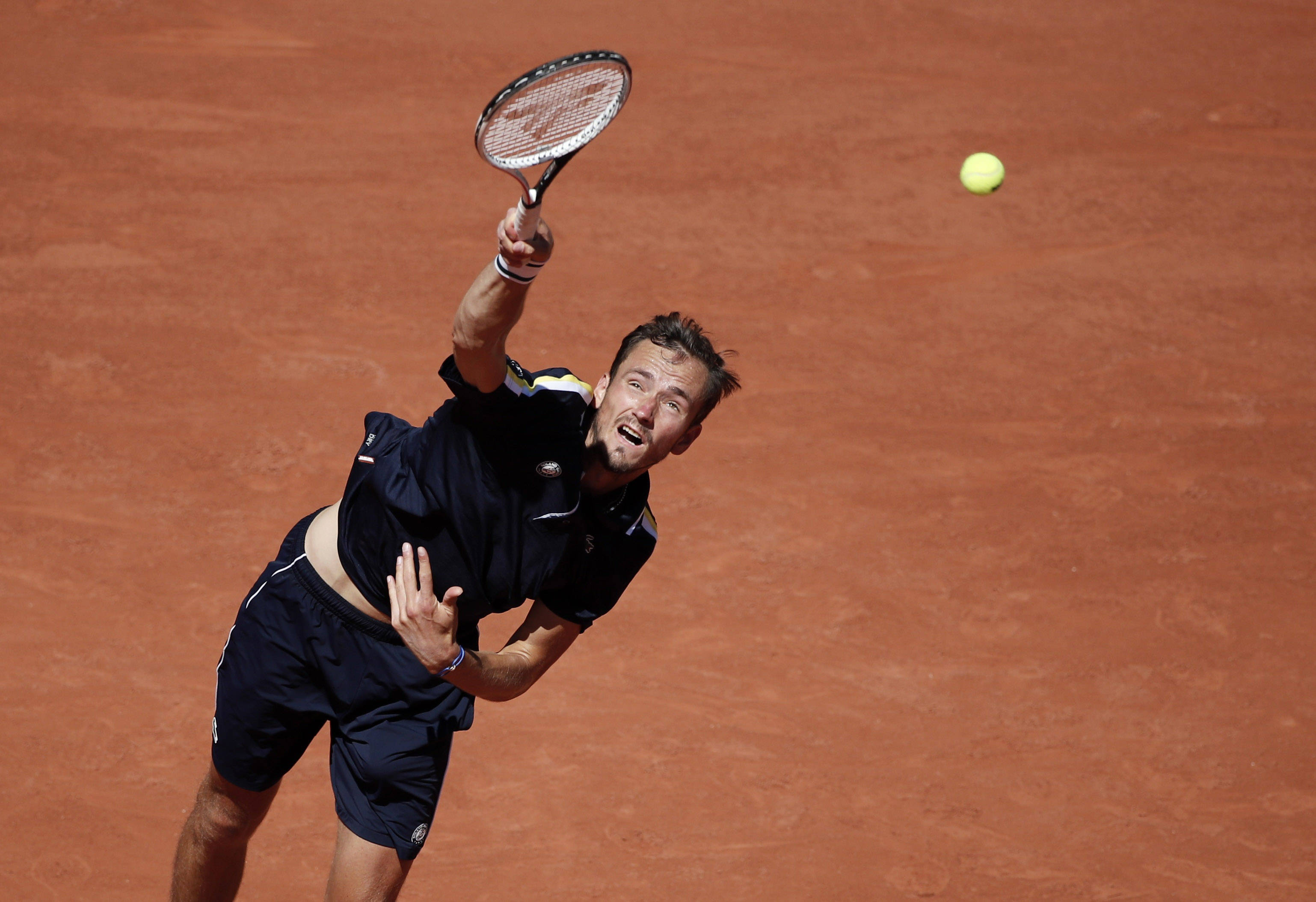 关于英国网球队逆转德国网球队,梅德韦杰夫惊艳世界的信息 关于英国网球队逆转德国网球队,梅德韦杰夫惊艳世界的信息