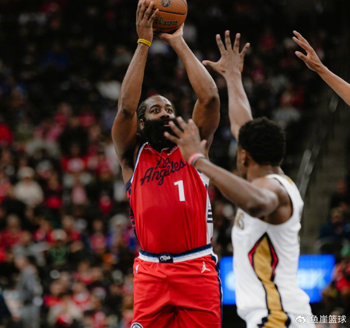 山东队完胜勇士，哈登关键制胜