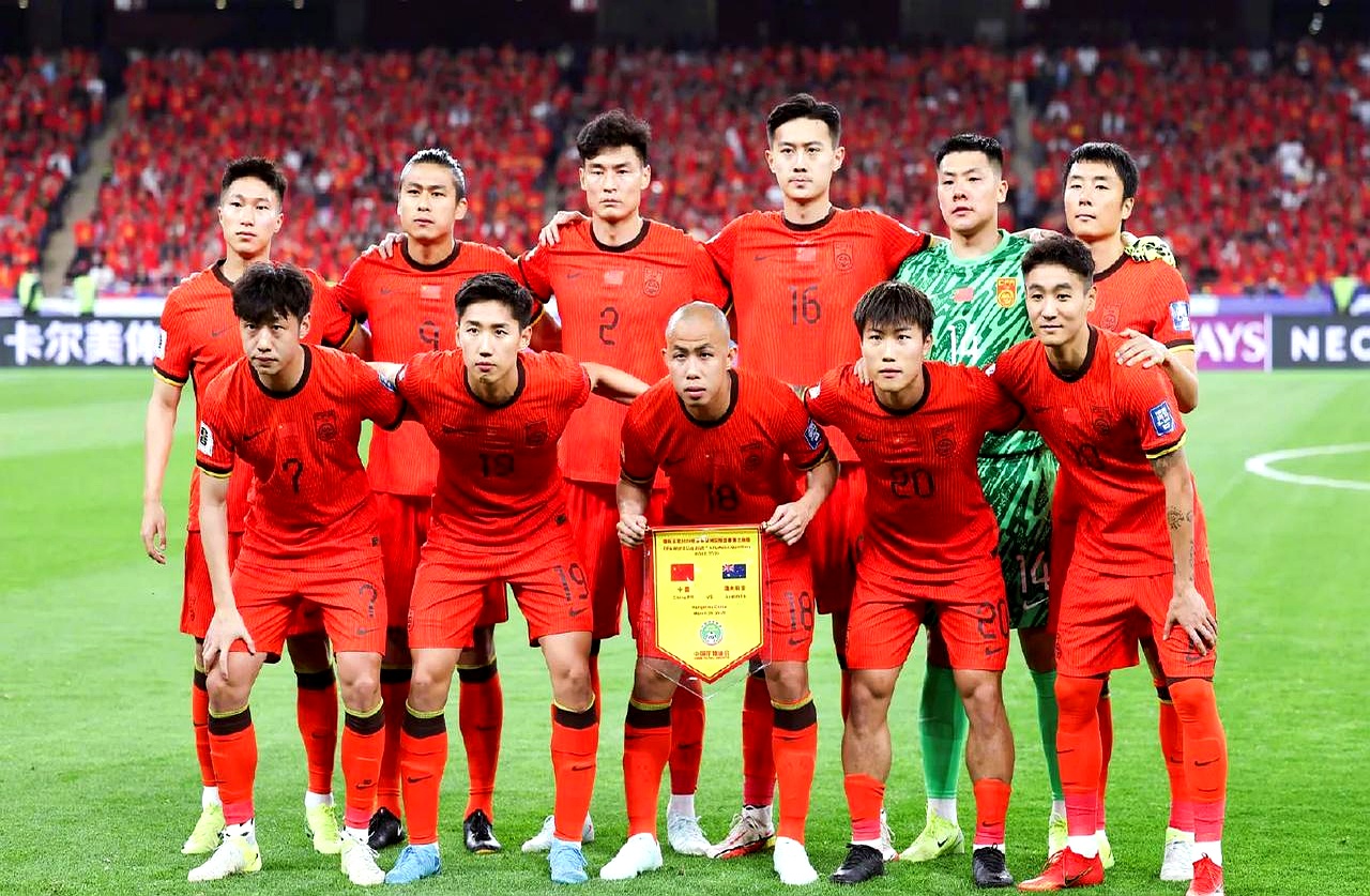 球员努力训练，期待在比赛中崭露头角的简单介绍