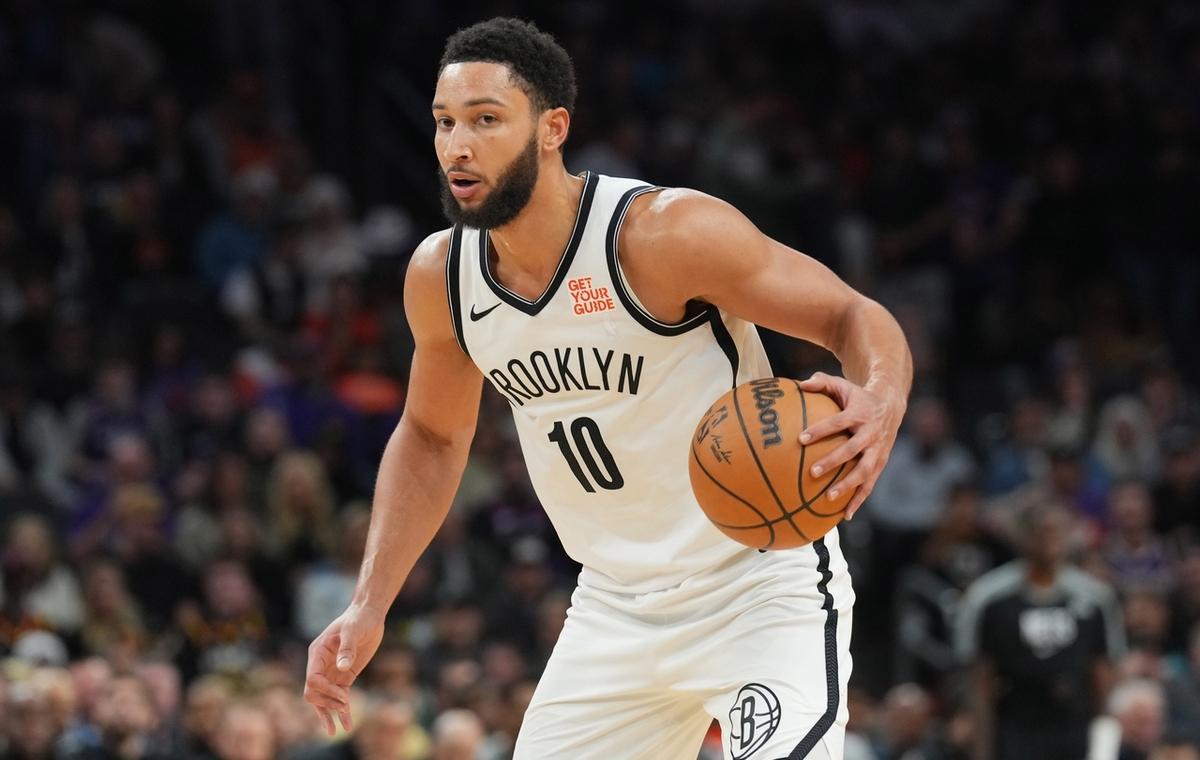 人一路领先击败篮网，西蒙斯表现平稳！