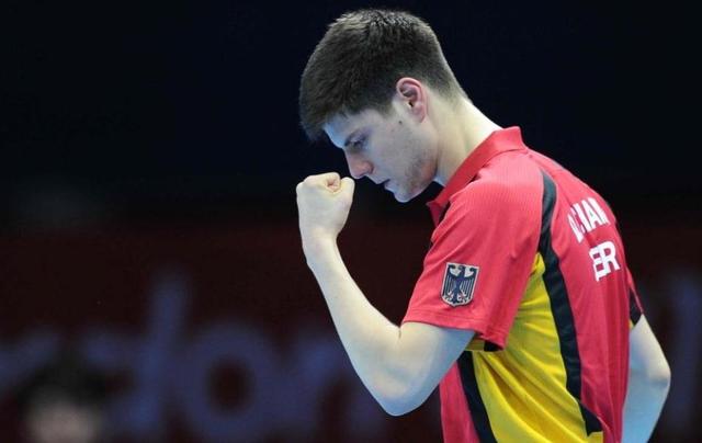 关于德国队力克日本队，奥恰洛夫统治全场的信息