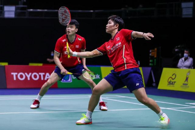 包含印度队完胜法国队，黄鸭组合惊艳四座的词条