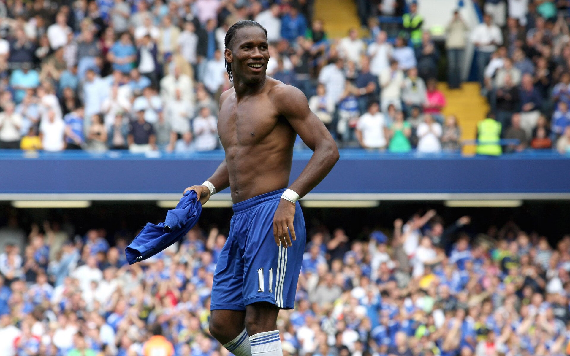 锡安凿穿铁壁，深圳防线在野兽面前形同虚设