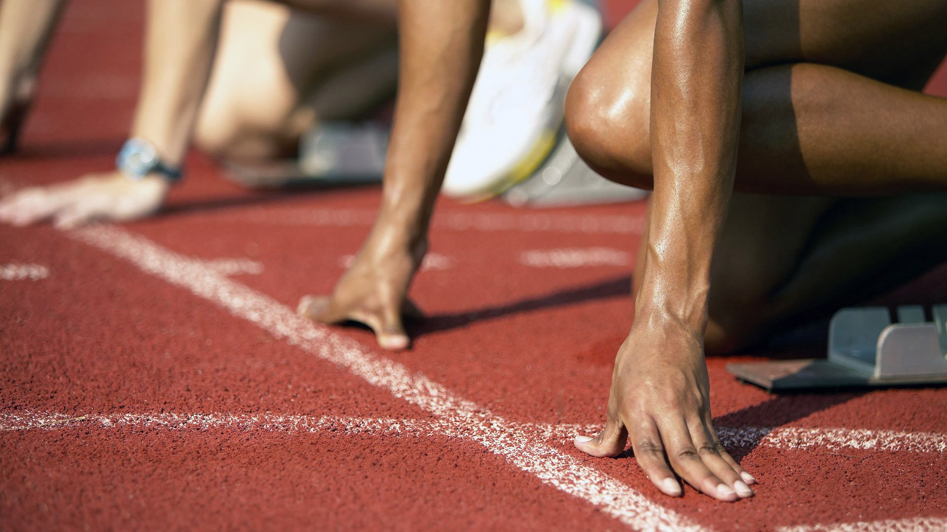 双重震撼,奥地利足球力克英格兰,张本智和赛场高光折射体育无界魅力